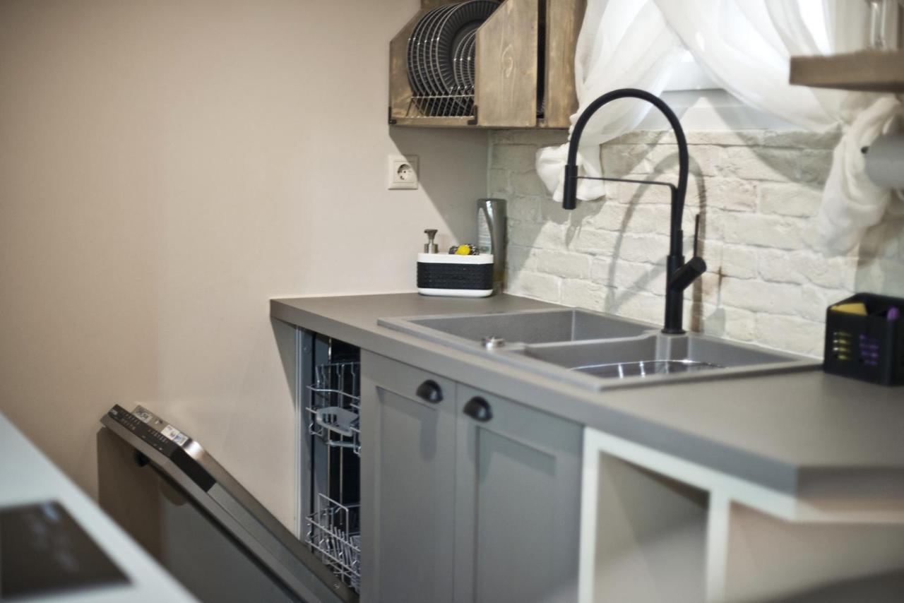 Stylish Apartment At Pagrati Atena Exterior foto